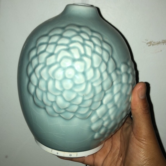 ❤️Gorgeous ceramic diffuser ❤️ - Picture 2 of 6